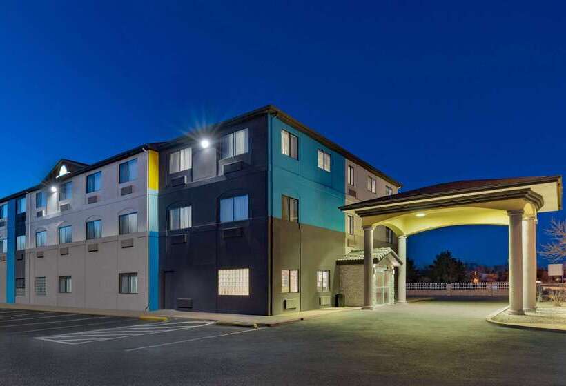فندق Days Inn By Wyndham Bernalillo