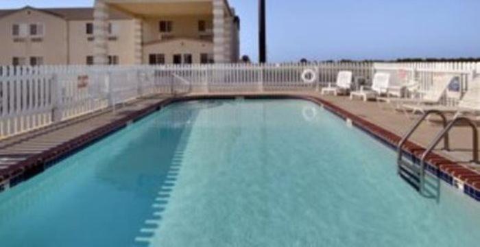 فندق Days Inn By Wyndham Butler