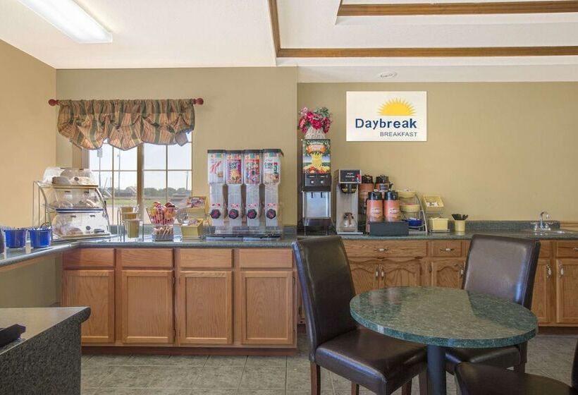 בית מלון כפרי Days Inn By Wyndham Butler