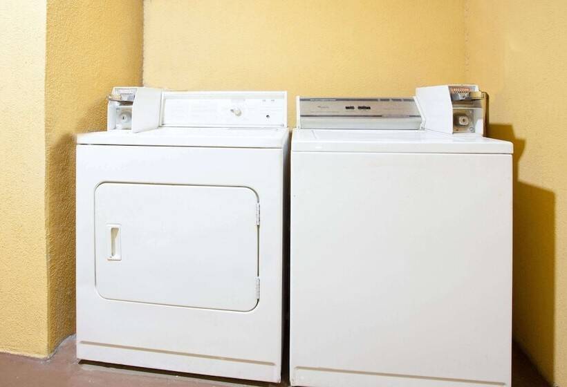 فندق Days Inn By Wyndham Covington