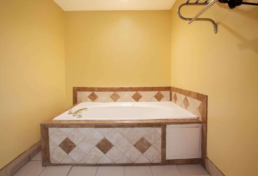 فندق Days Inn By Wyndham Covington