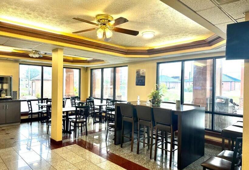 בית מלון כפרי Days Inn By Wyndham Franklin