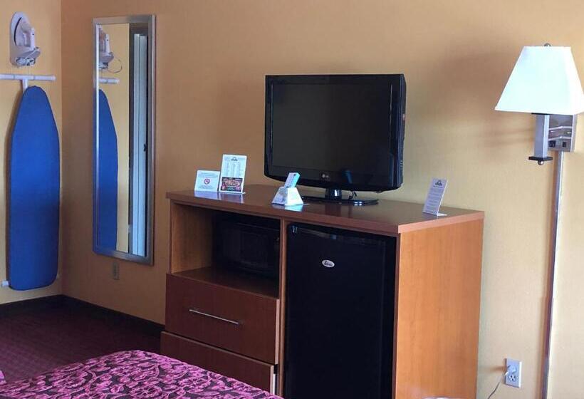 בית מלון כפרי Days Inn By Wyndham Franklin