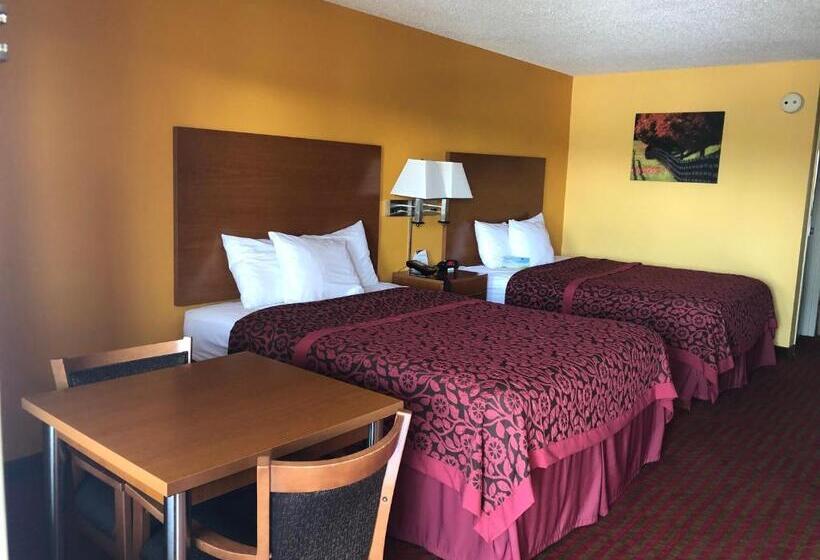 בית מלון כפרי Days Inn By Wyndham Franklin