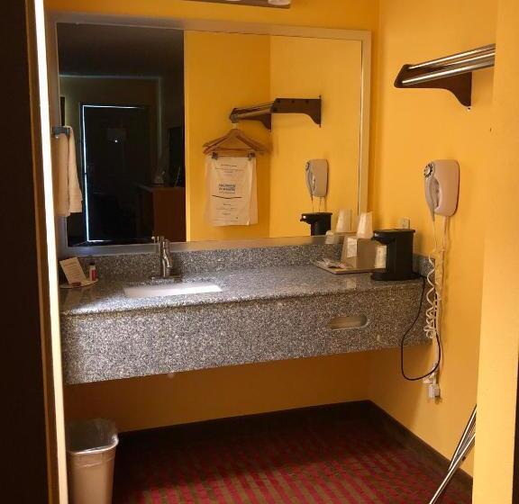 酒店 Days Inn By Wyndham Franklin