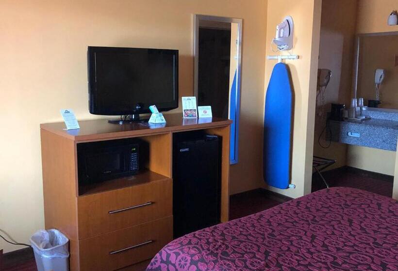 בית מלון כפרי Days Inn By Wyndham Franklin