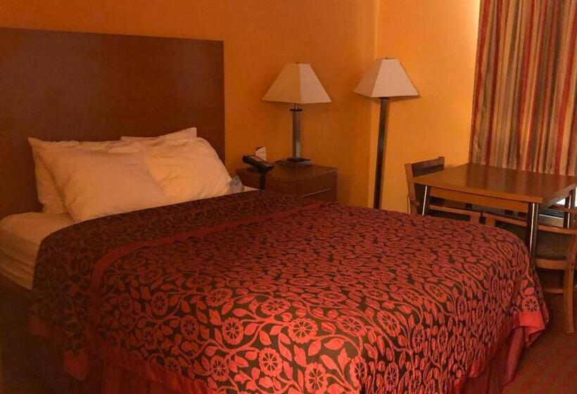 בית מלון כפרי Days Inn By Wyndham Franklin