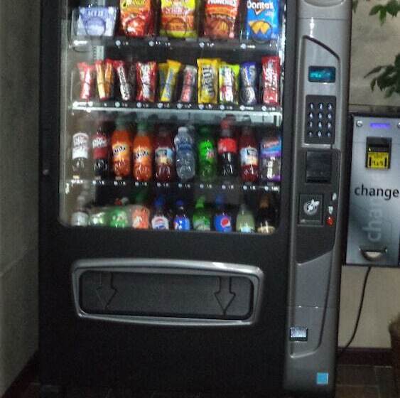 هتل Days Inn By Wyndham Maumee/toledo