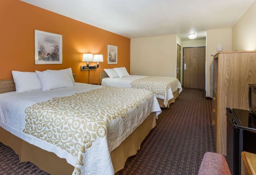 فندق Days Inn By Wyndham Stoughton Wi