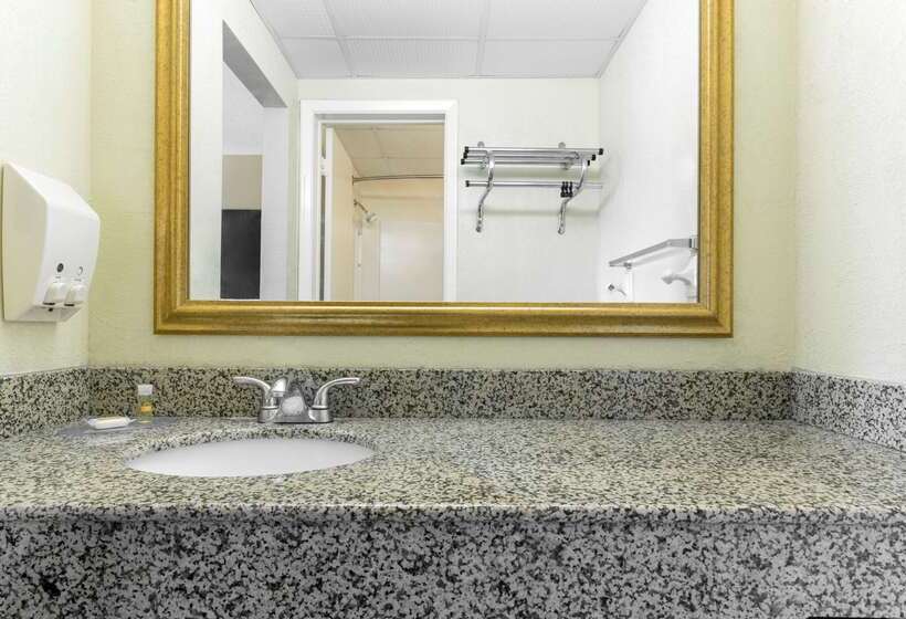 فندق Days Inn By Wyndham Tonawanda/buffalo