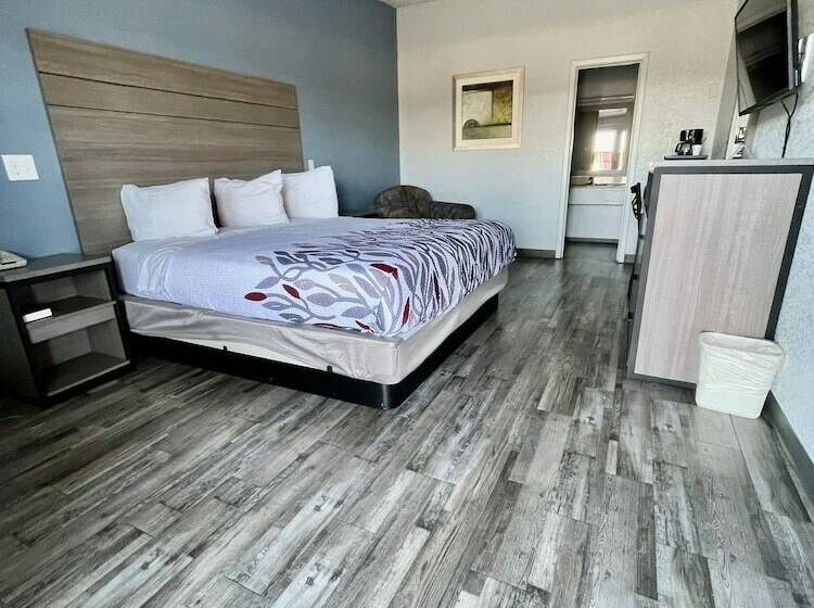 فندق Delux Inn Cleburne