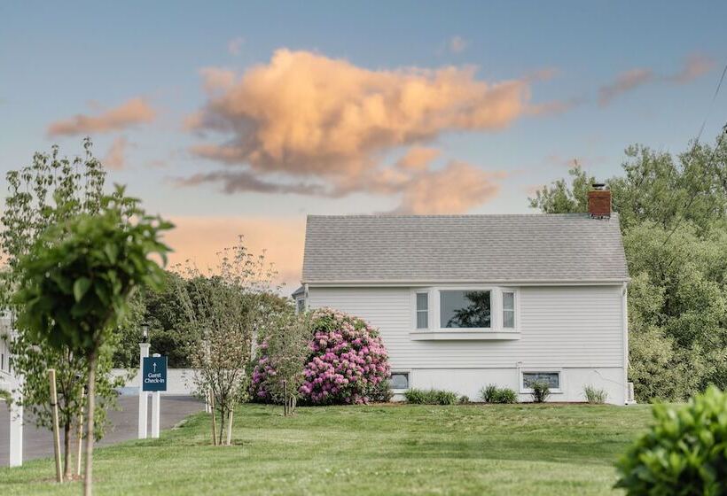 酒店 Greyfinch Chatham Inn