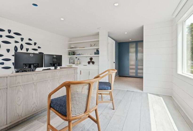 酒店 Greyfinch Chatham Inn