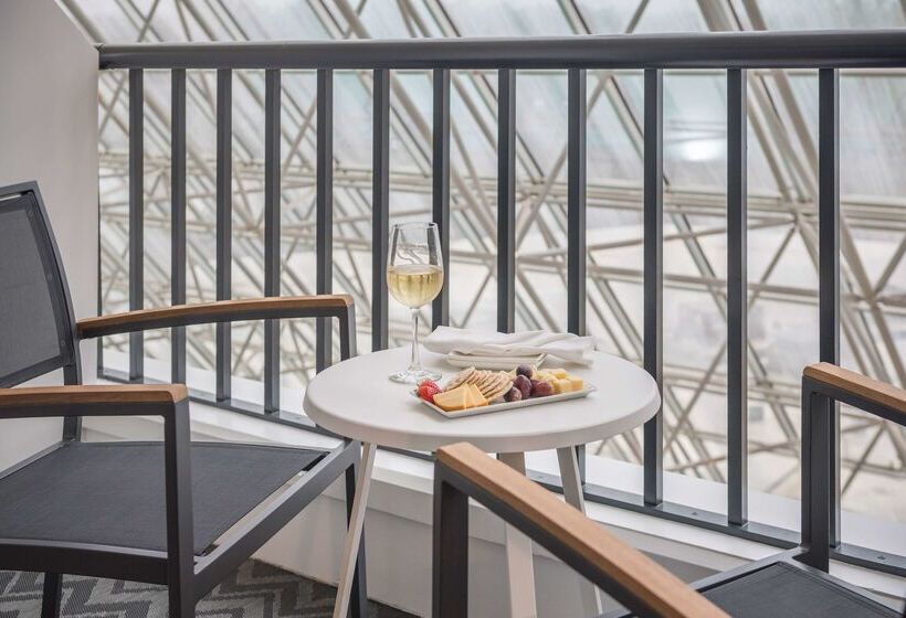 ホテル Hilton Boston/ Woburn