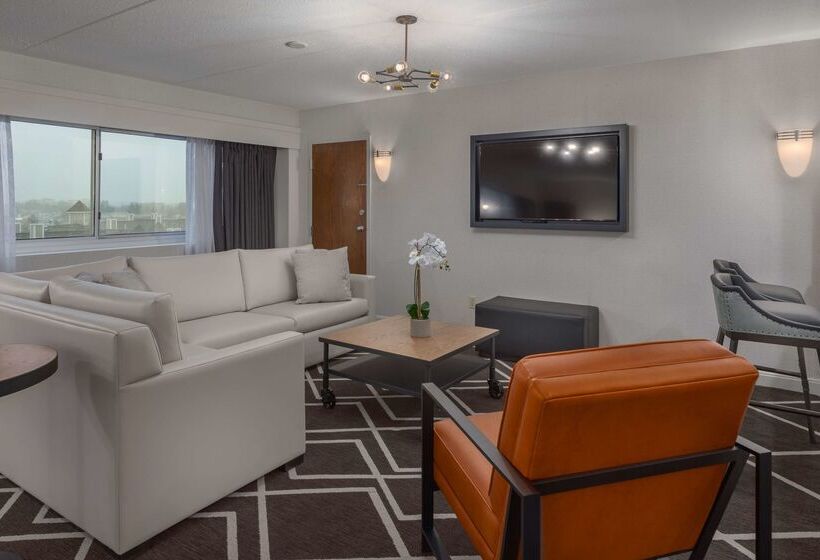 ホテル Hilton Boston/ Woburn