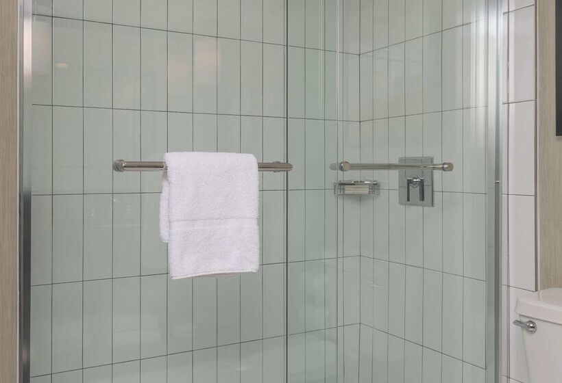 ホテル Hilton Boston/ Woburn