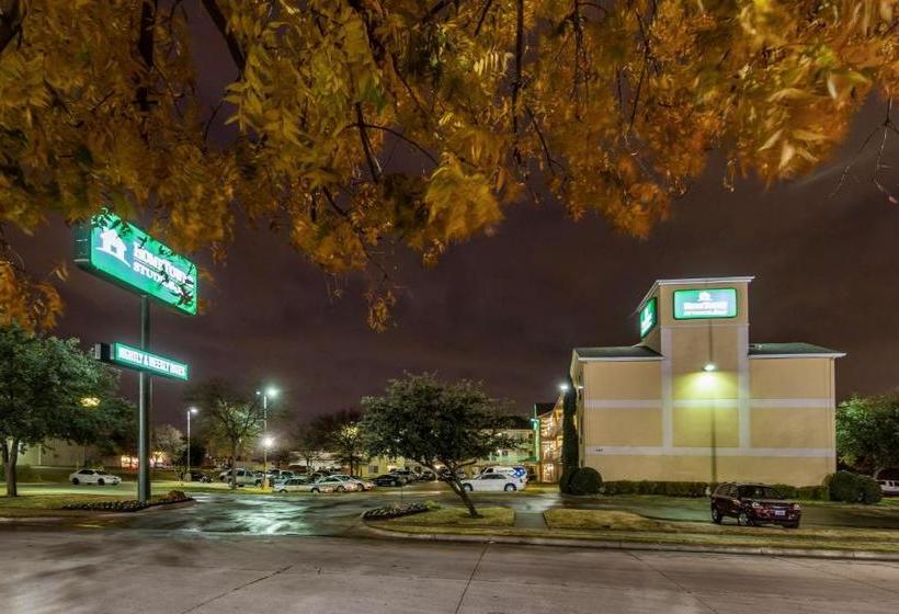فندق Hometowne Studios Dallas  Fort Worth