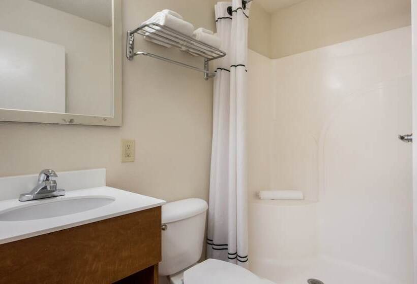 فندق Hometowne Studios By Red Roof Dallas   Mesquite