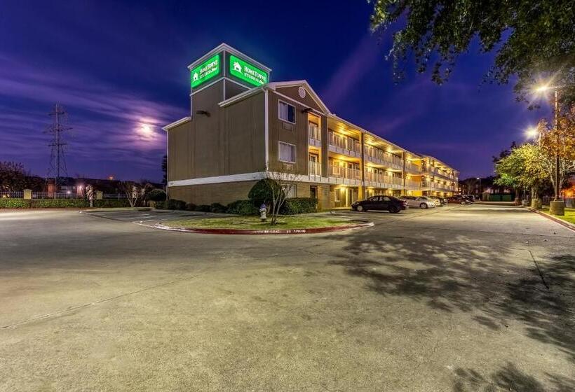 فندق Hometowne Studios By Red Roof Dallas   Mesquite