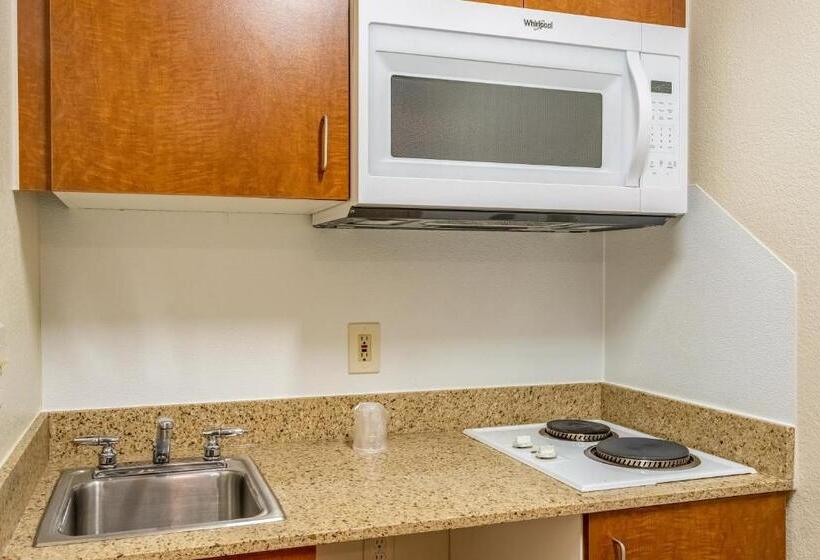 فندق Hometowne Studios By Red Roof Eugene   Springfield