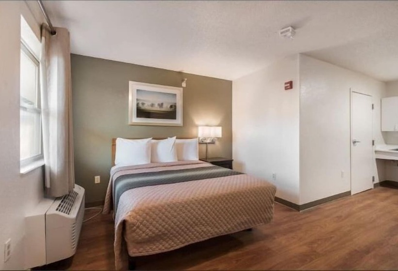 فندق Birch Hill Suites Kansas City – Independence