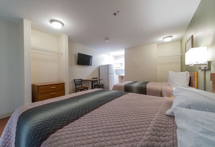 בית מלון כפרי Studio 51 Extended Stay