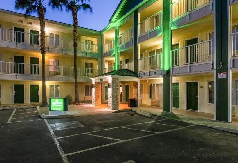 호텔 Studio 51 Extended Stay