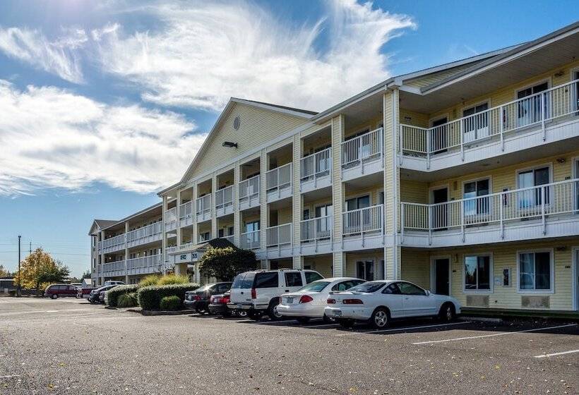 فندق Hometowne Studios By Red Roof Salem, Or