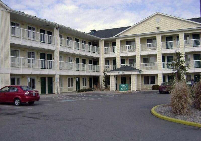 호텔 Hometowne Studios By Red Roof Spokane   Valley