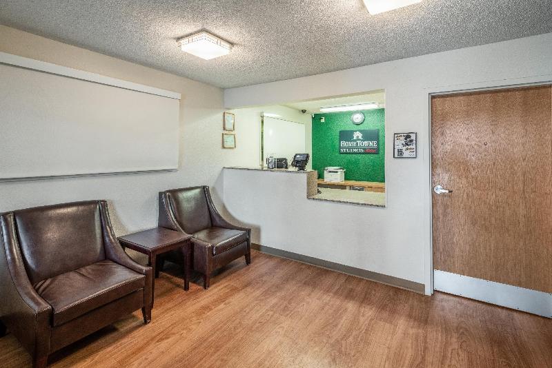 호텔 Hometowne Studios By Red Roof Spokane   Valley