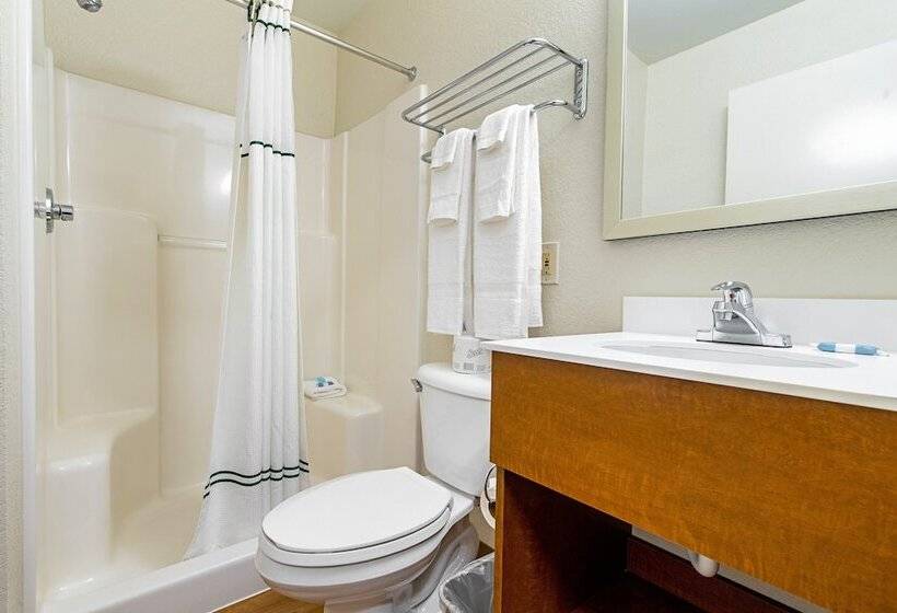 فندق Hometowne Studios By Red Roof Tacoma   Puyallup