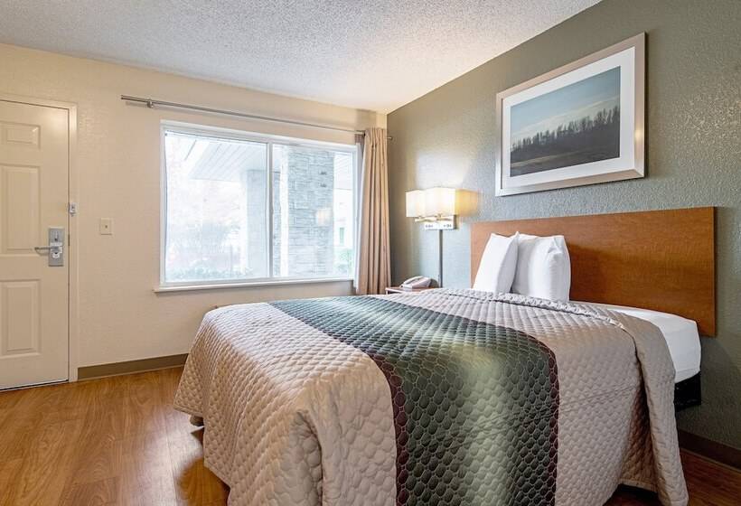 فندق Hometowne Studios By Red Roof Tacoma   Puyallup