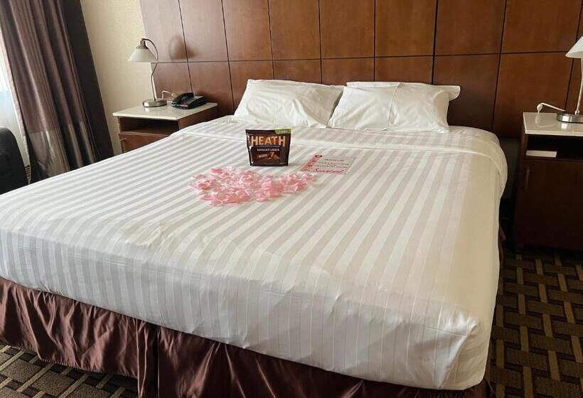 La Crystal Hotel  Los Angeles Long Beach Area