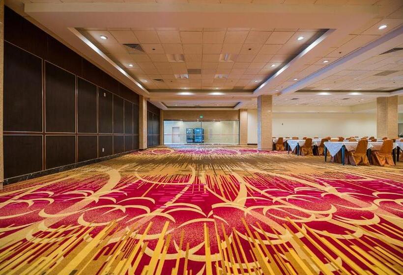 La Crystal Hotel  Los Angeles Long Beach Area