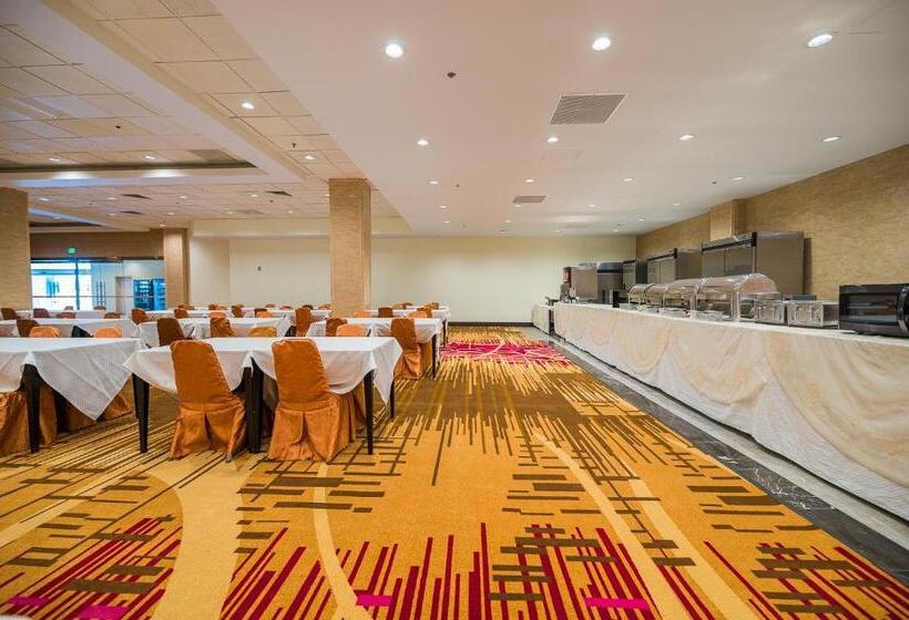 La Crystal Hotel  Los Angeles Long Beach Area