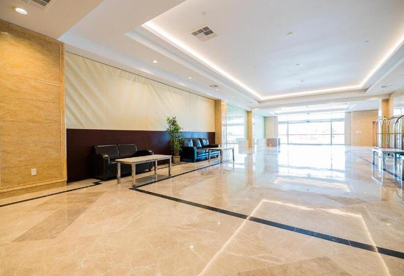 La Crystal Hotel  Los Angeles Long Beach Area