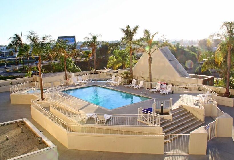 La Crystal Hotel  Los Angeles Long Beach Area