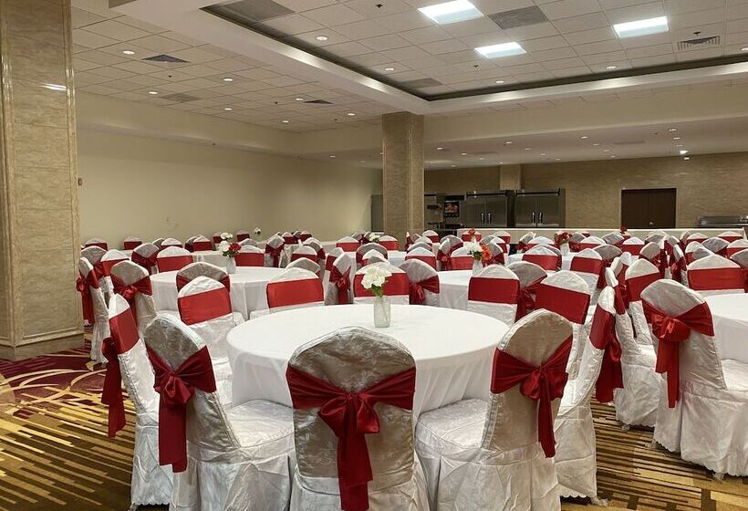 La Crystal Hotel  Los Angeles Long Beach Area