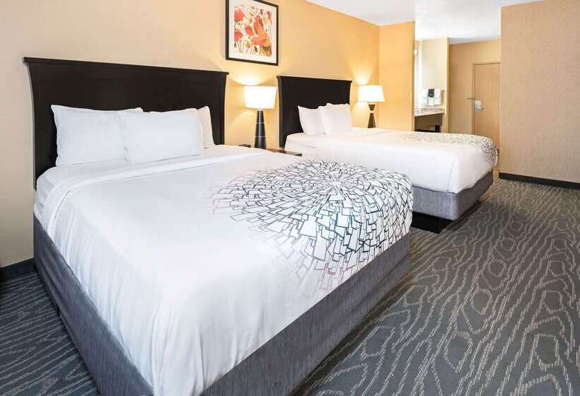 호텔 La Quinta By Wyndham Logan