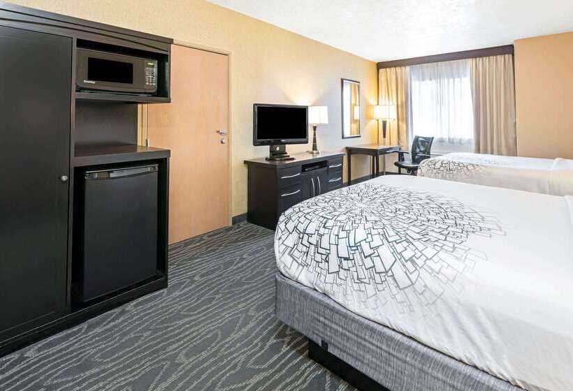 호텔 La Quinta By Wyndham Logan