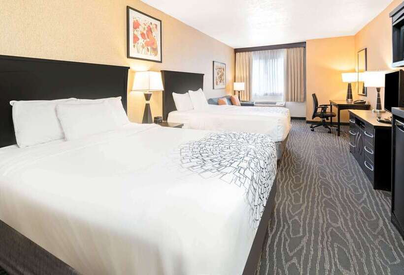 酒店 La Quinta By Wyndham Logan