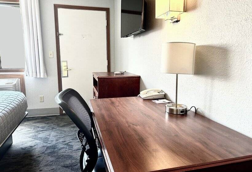 ホテル Travelodge By Wyndham Lincoln South