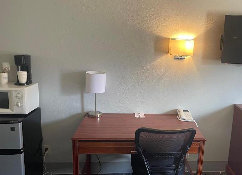 ホテル Travelodge By Wyndham Lincoln South