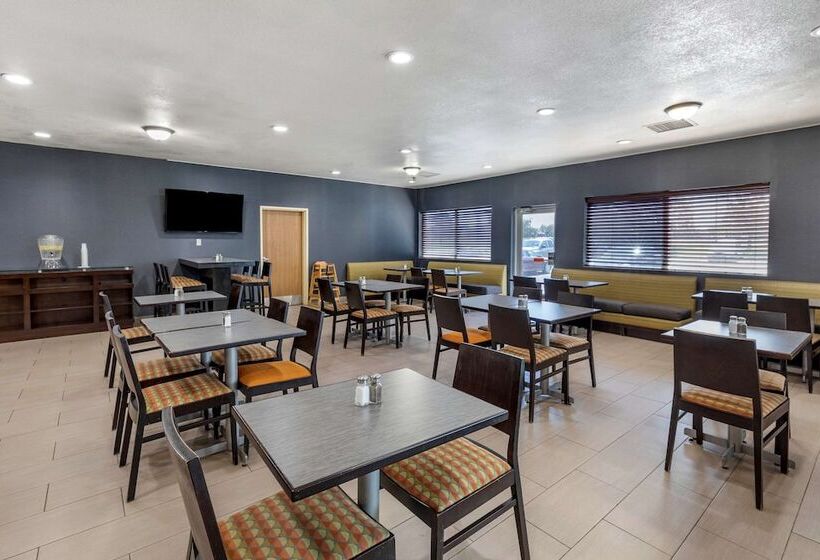 Отель Quality Inn & Suites Denver Airport   Gateway Park
