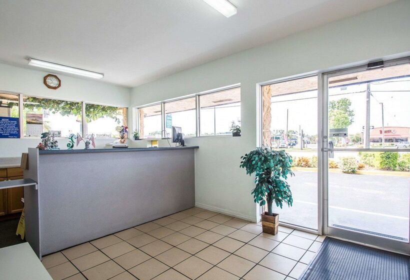 فندق Rodeway Inn Fort Pierce I95