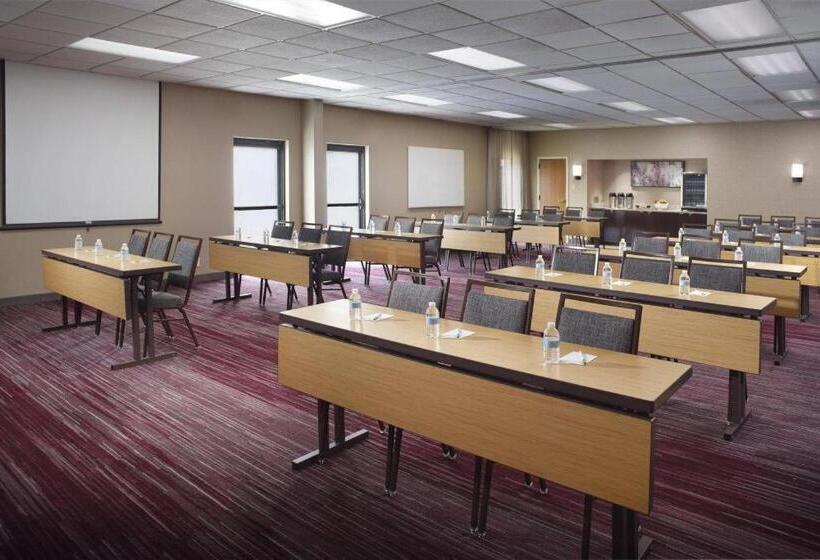 Отель Sonesta Select Atlanta Airport North