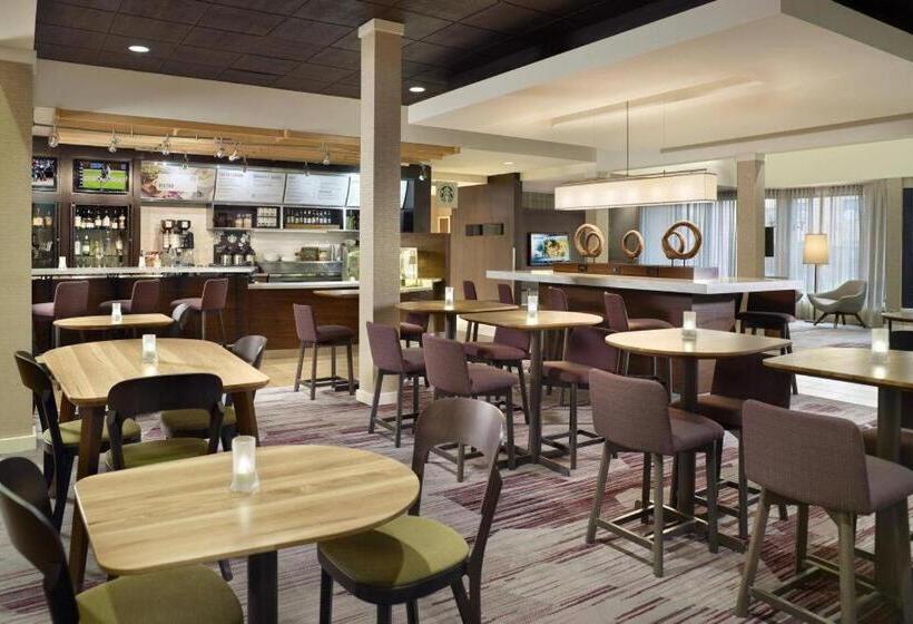 Отель Sonesta Select Atlanta Airport North