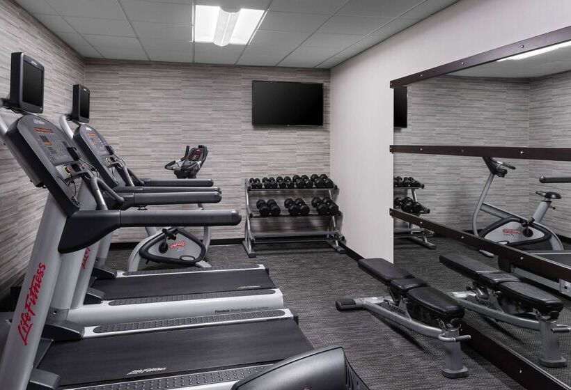 ホテル Sonesta Select Newport Middletown