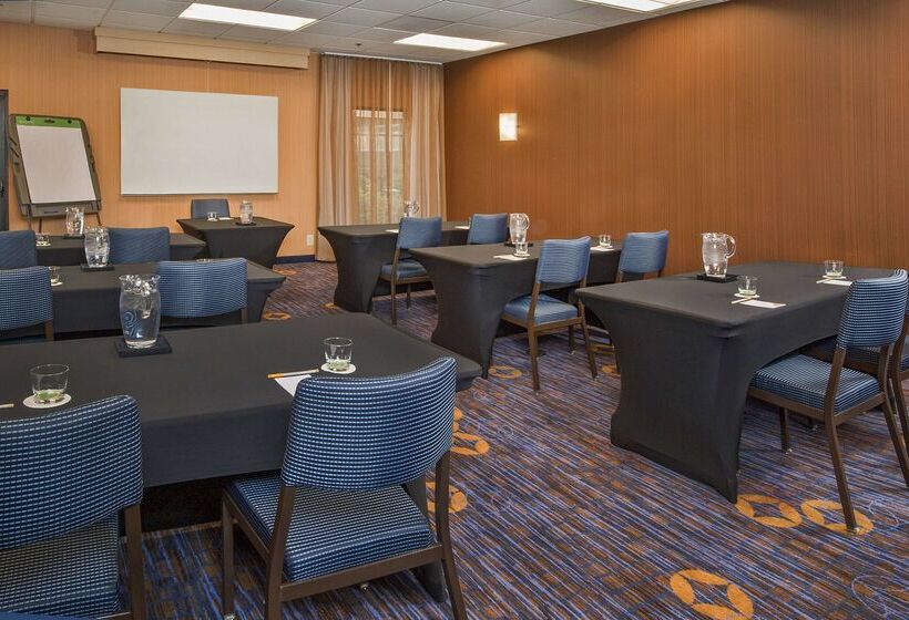 호텔 Sonesta Select Philadelphia Airport