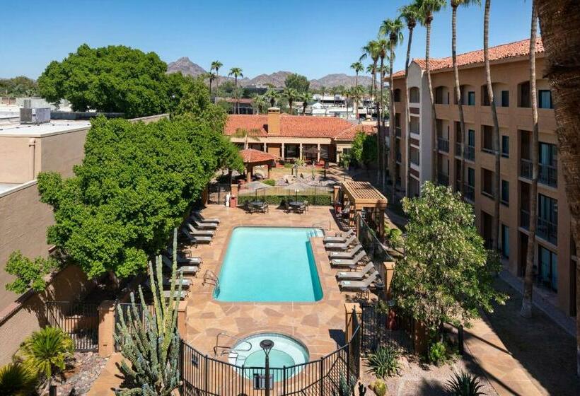 Отель Sonesta Select Phoenix Camelback